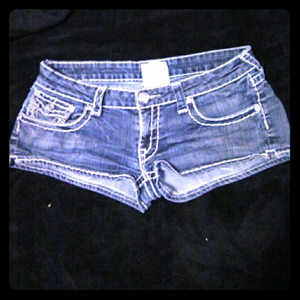 LA Idol Shorts
